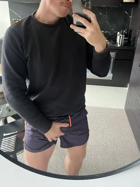 Photo de profil d'un homme adulte
