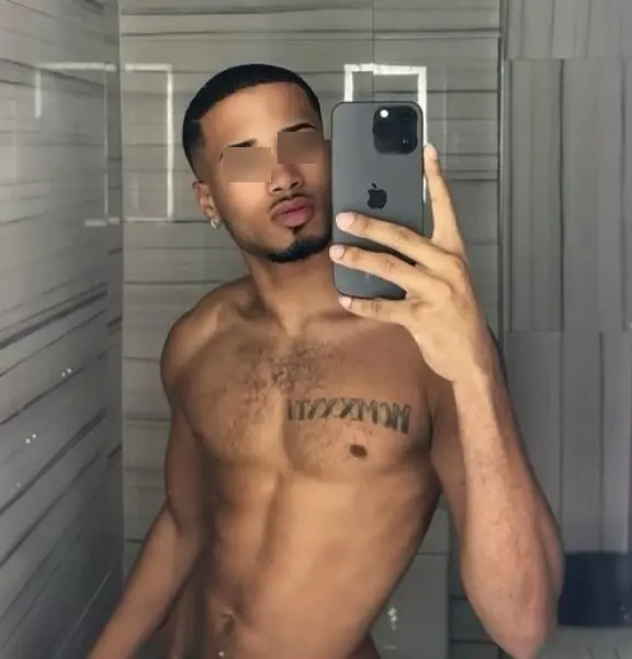 Photo de profil d'un homme adulte