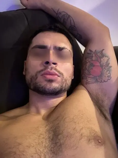 Photo de profil d'un homme adulte