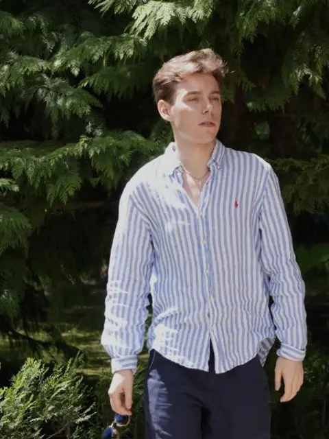Portrait publié sur son annonce